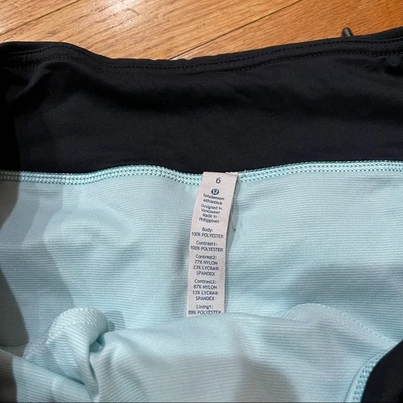 Lululemon Run Speed Athletic Shorts Space Dye White Blue Tropics Women’s Size 6
